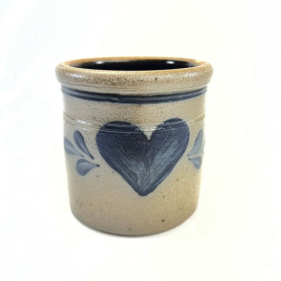 Vintage Rowe Pottery Works Heart Blue Salt Glaze Utensil Crock 1988 Pot Holder - Picture 1 of 13